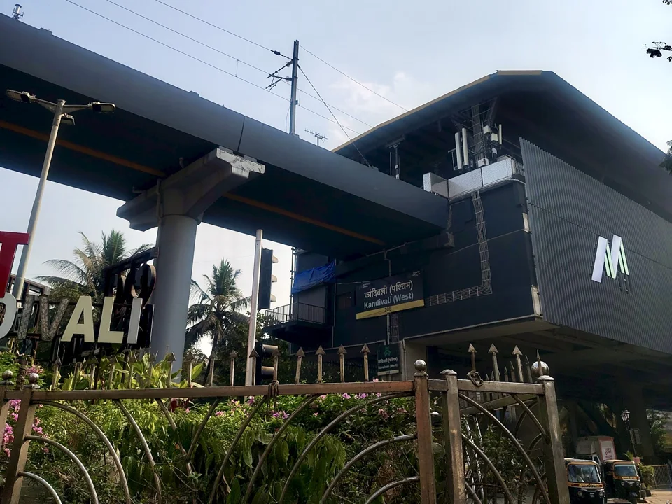 Kandivali West metro station exterior