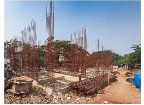 Kalpataru Elegante — Construction photograph · historical date unconfirmed
